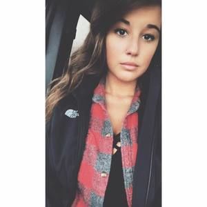 Meet your Posher, Cassie